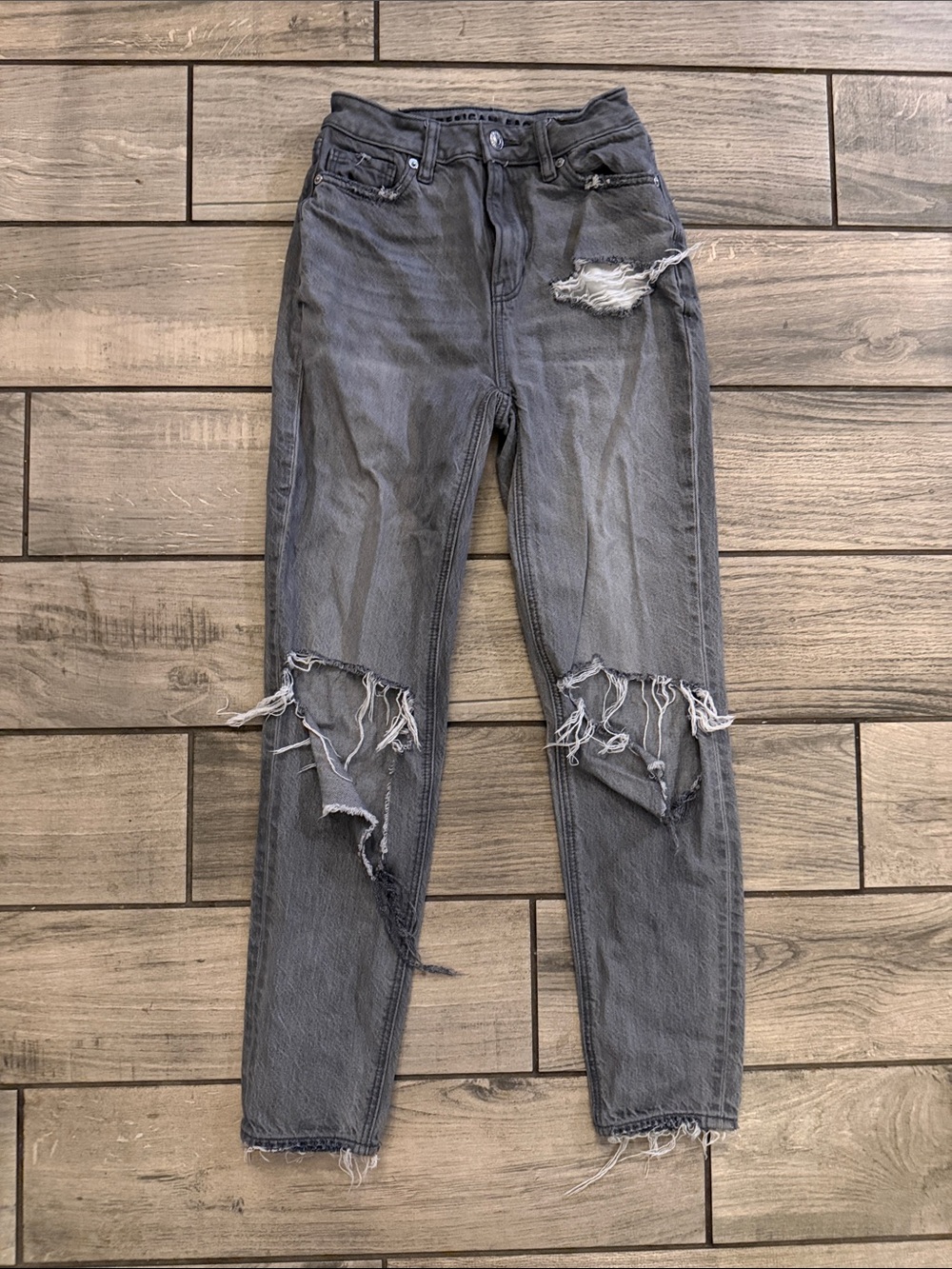 American Eagle Outfitters Women's Distressed Boyfriend Jeans - Gray Wash